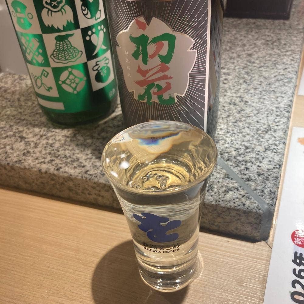 新潟をこめ 立ち呑みコーナー ホワイティうめだ 泉の広場店