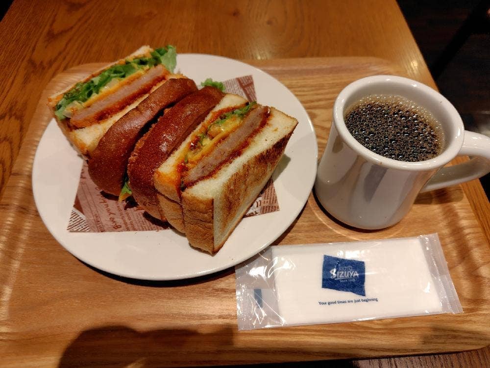 志津屋 三条店