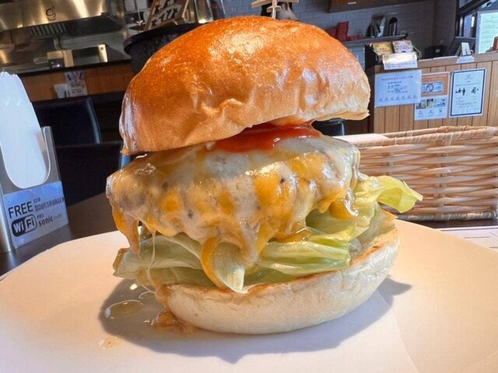 ダグズ・バーガー 宮古島本店