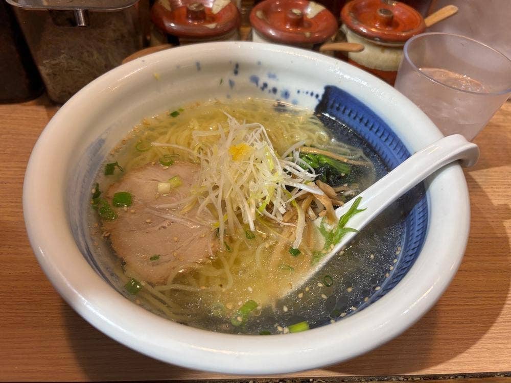 俺流餃子楼 新宿東南口店