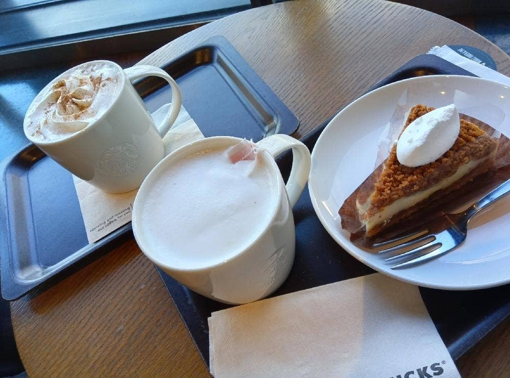 スターバックス コーヒー 岡山シネマタウン岡南店