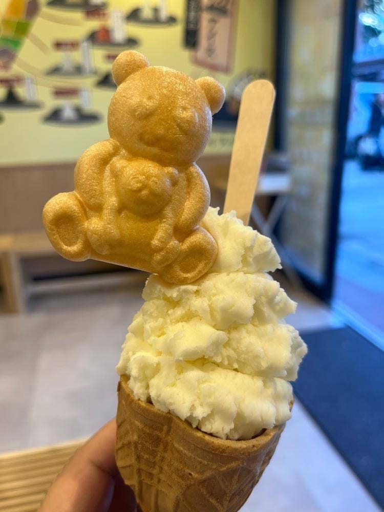 アイスの沼 浅草伝法院通り店