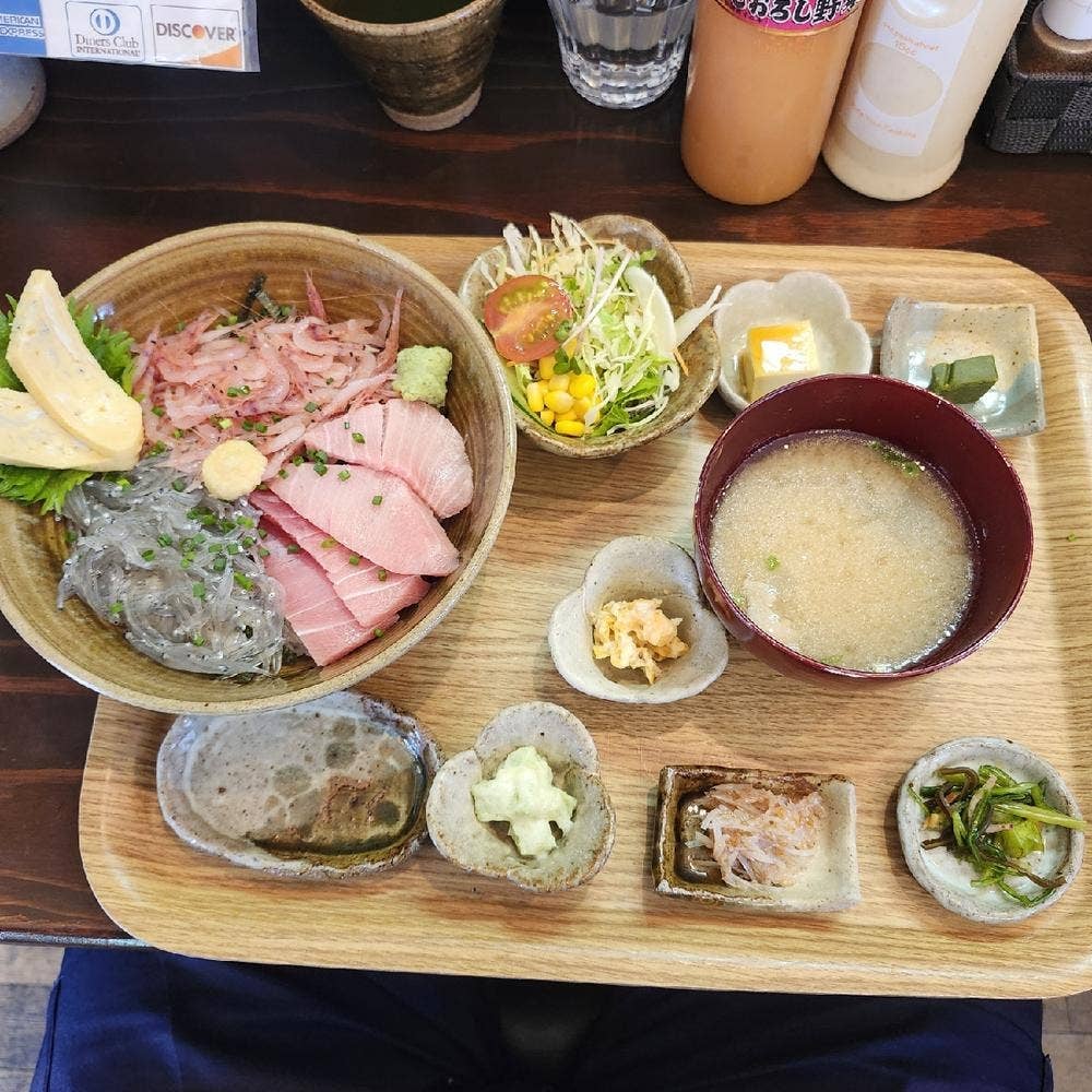 大漁丸直売所