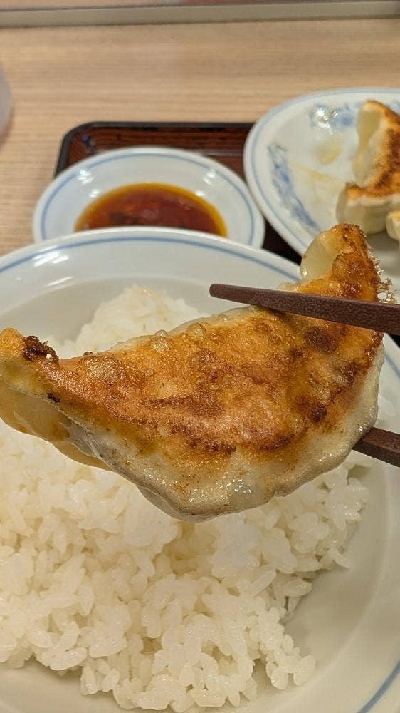 ぎょうざの満州 東大和市駅前店