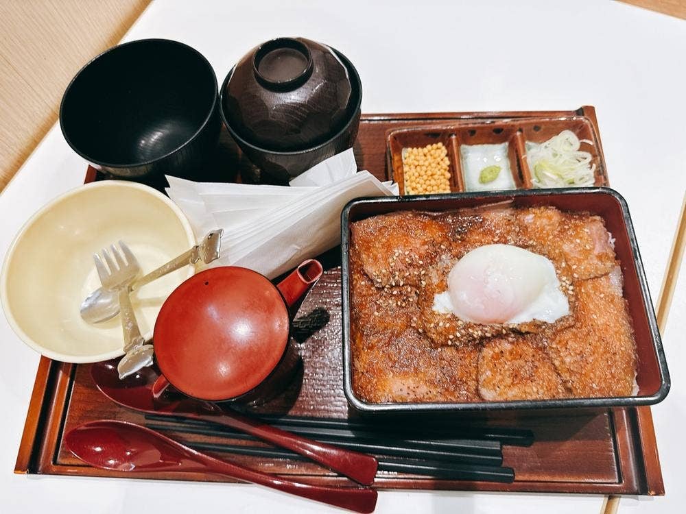 精肉店直営 1971 肉丼やまと 光が丘IMA店