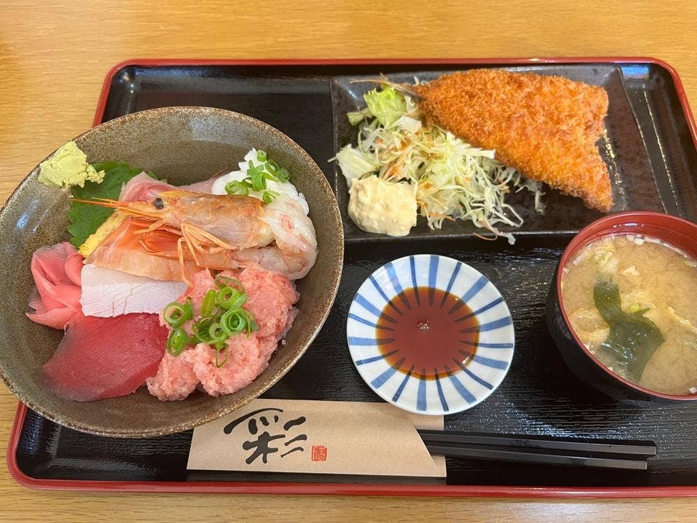 ちん丼屋