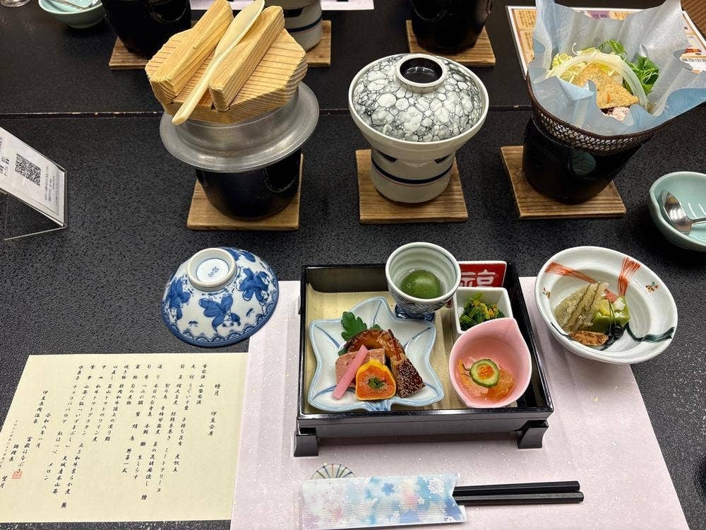 富嶽はなぶさ