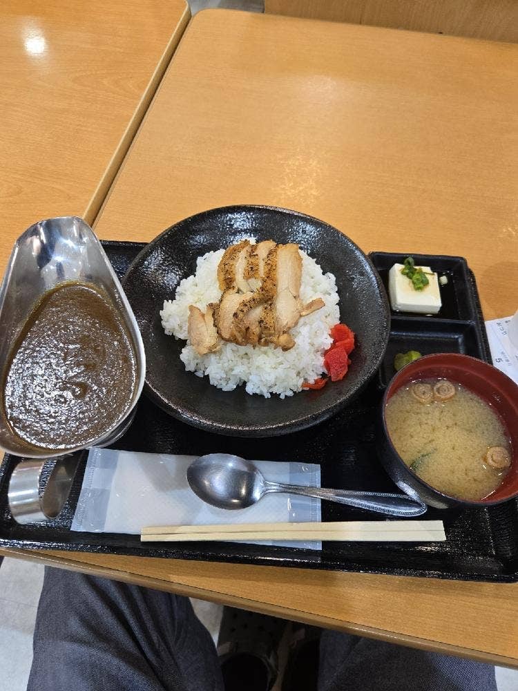 なるとキッチン 広島アルパーク店