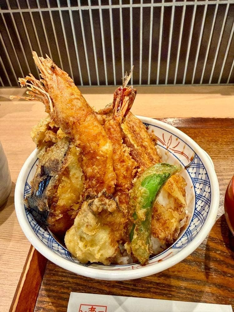 あかとら