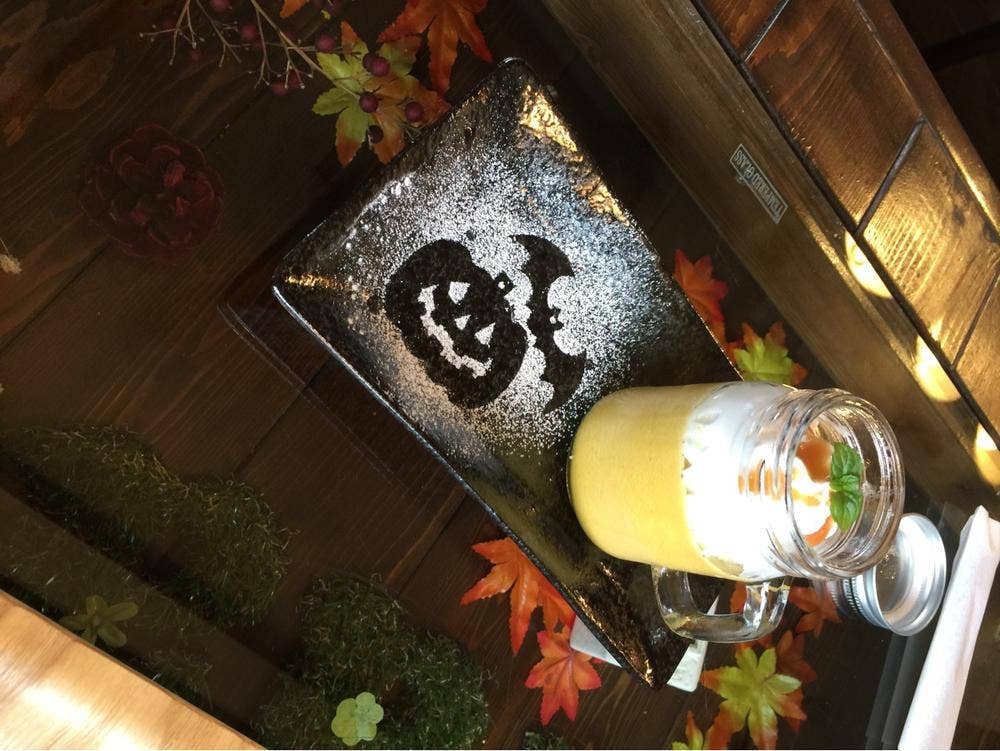 CAFE Little Maam