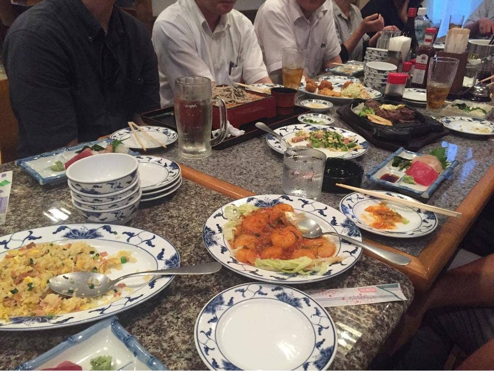 グルメ館つじ