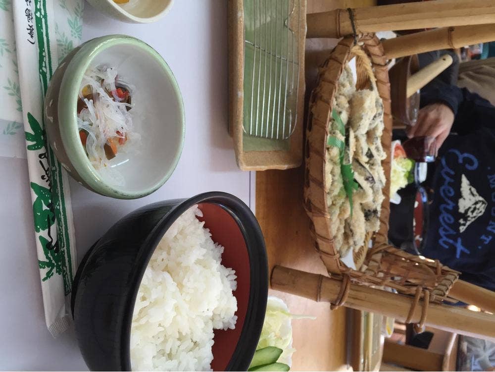 箱根湖畔荘