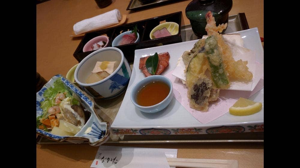 割烹 なかた