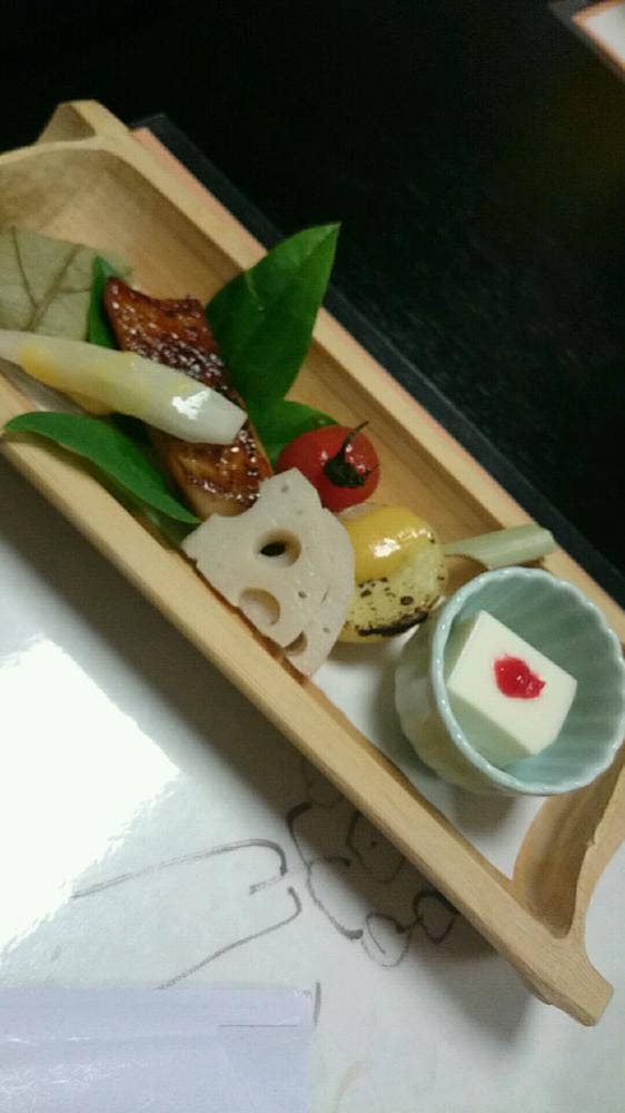 栄鮨