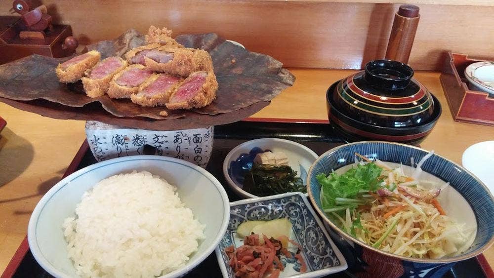 お食事処・仕出し さんまち店 寿楽久
