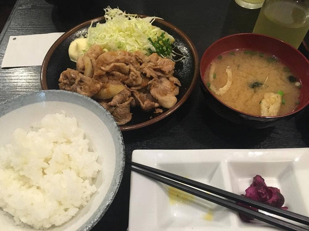 居酒屋 たま泉