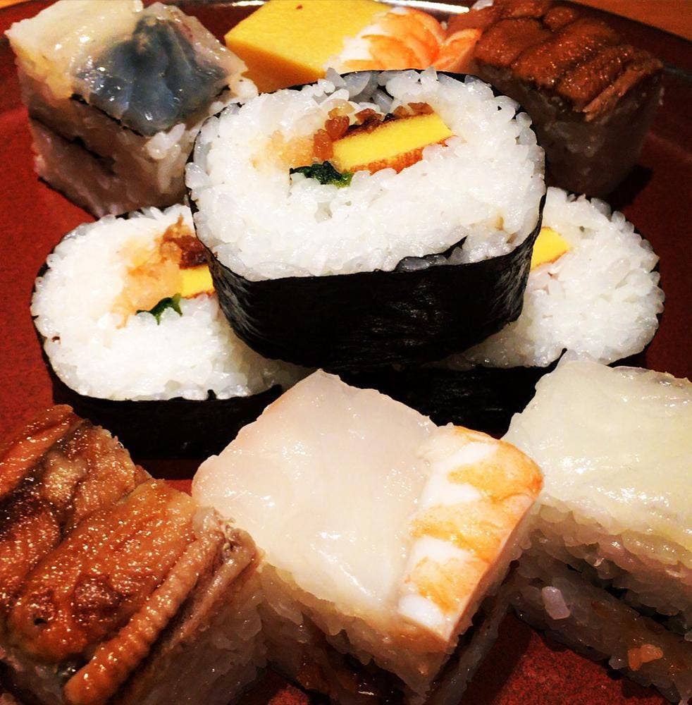 すし萬松坂屋レストラン