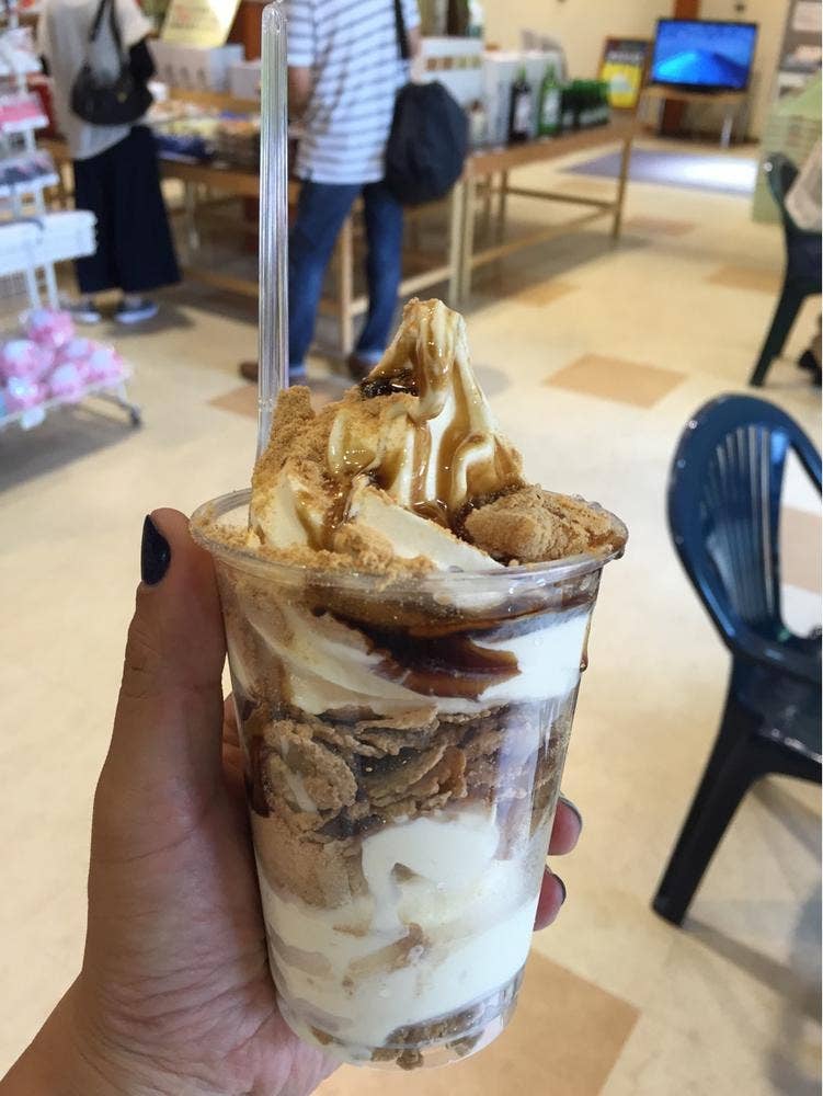 鳴沢氷穴 売店