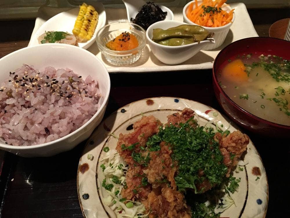 まる吉八