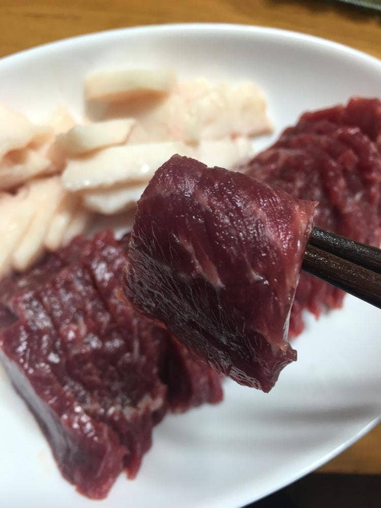馬刺しの桜屋