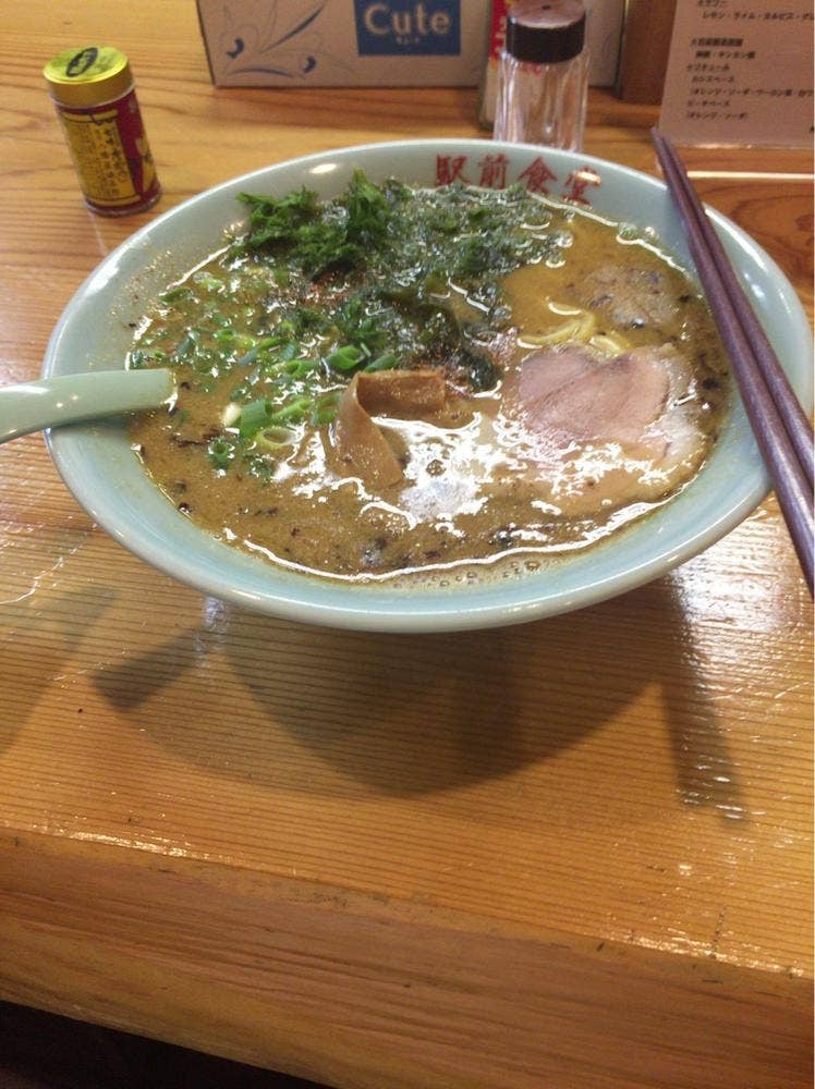 駅前食堂 来楽