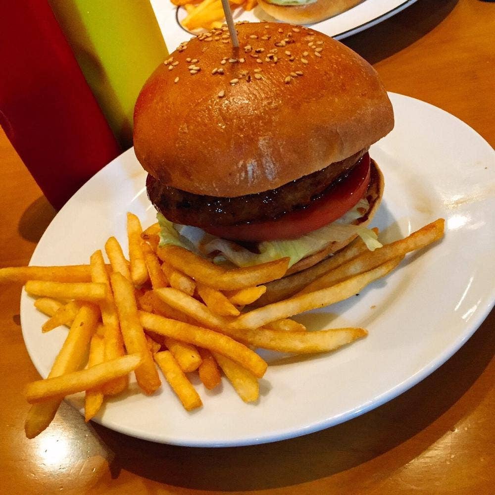 アメリカン肉Bバル LEADER 神明町店
