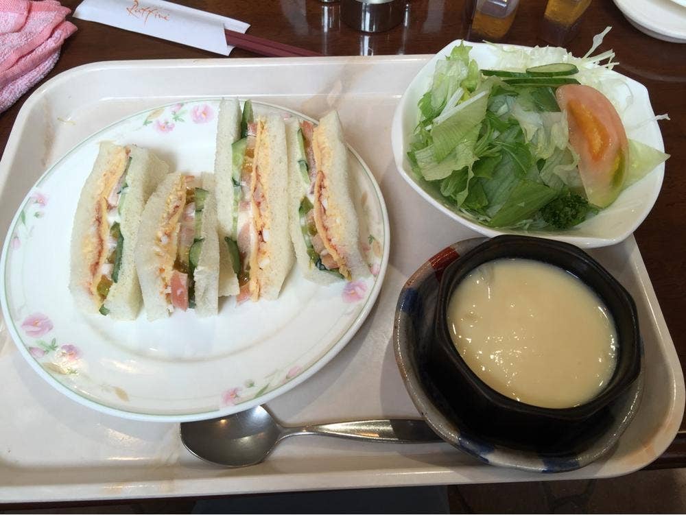 カフェ レスト ラフィーネ