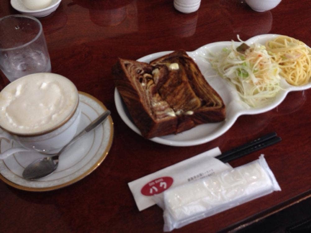 カフェダイニングハク