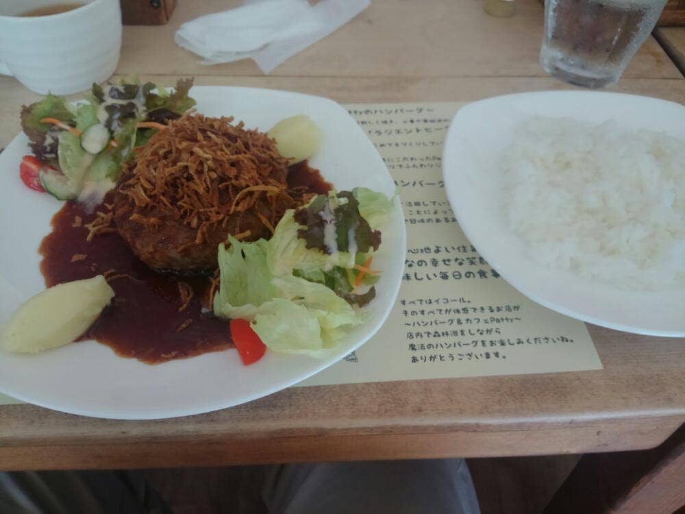 ハンバーグカフェ パティ