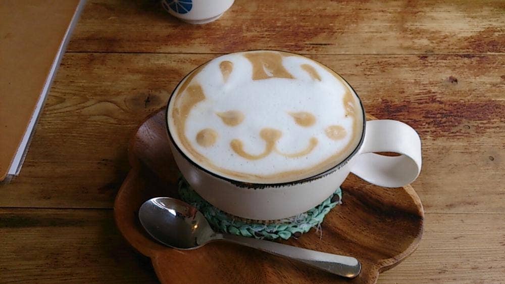 Cafe 狐+あわいろ菓子工房