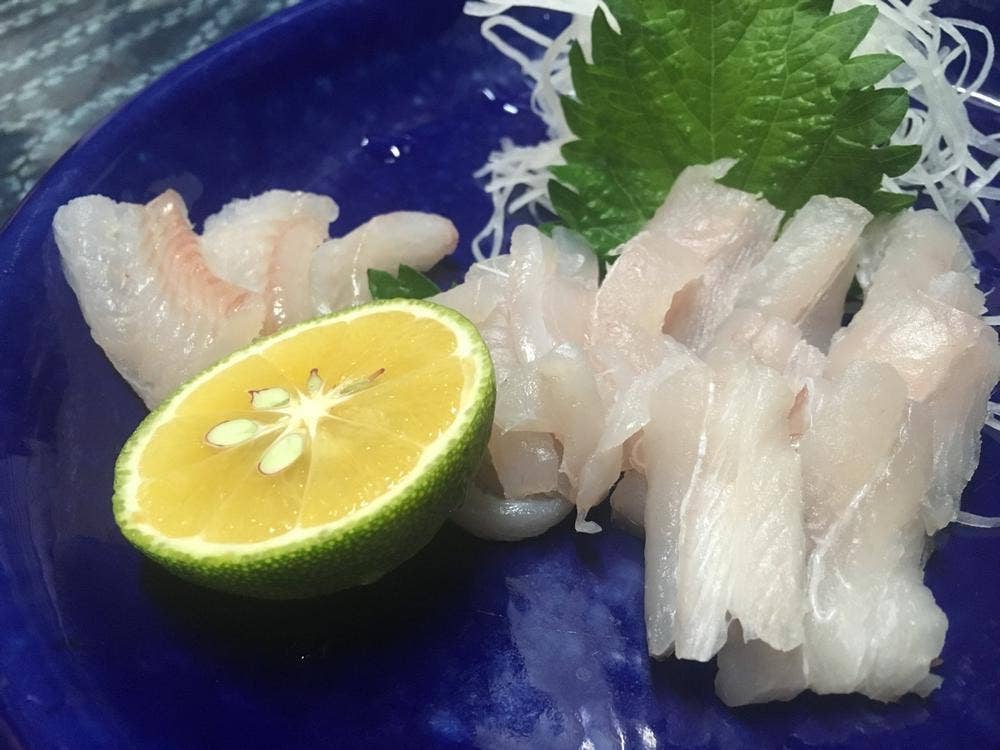 とり八