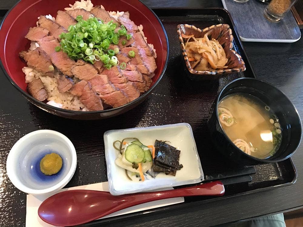 御食事処 あきやま