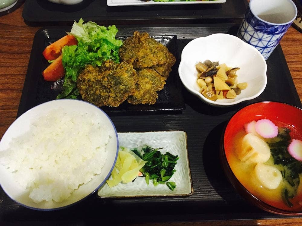 安岡食堂