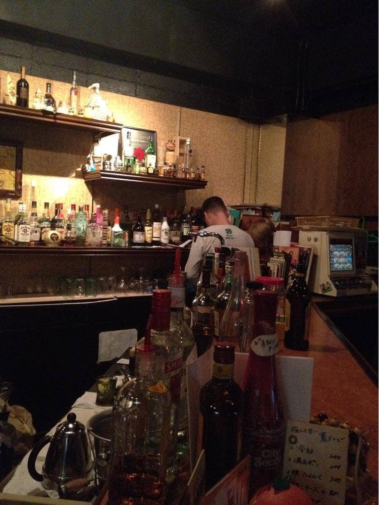 BAR DEJA-VU