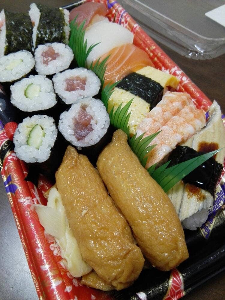 寿司丸忠近鉄奈良駅店