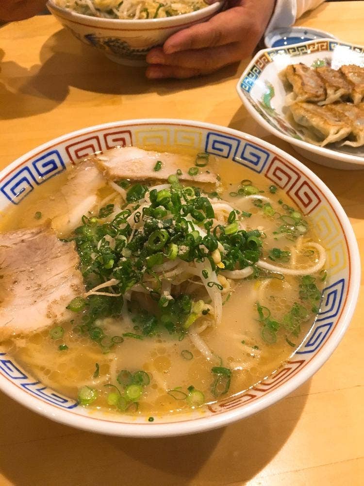 ちりとり 市役所前店