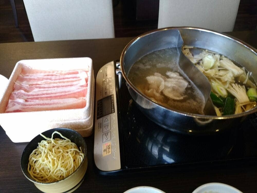 しゃぶ葉 東広島フジグラン店