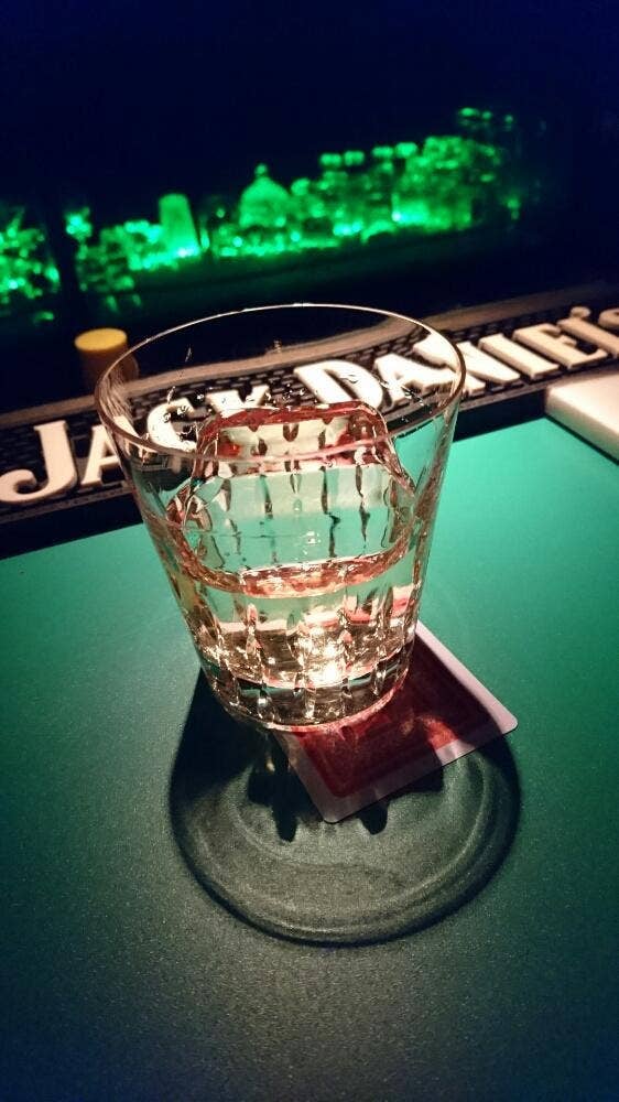 それでも私は酒を飲む