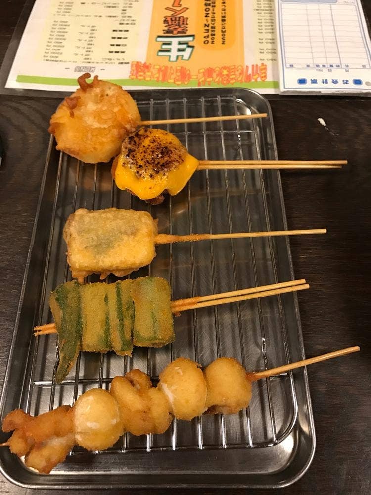 串カツと音楽とホビーの店 マルヒデ商店