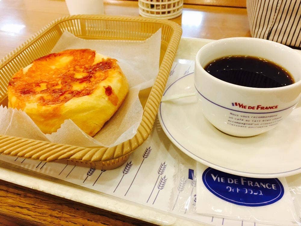 VIE DE FRANCE 博多バスターミナル店