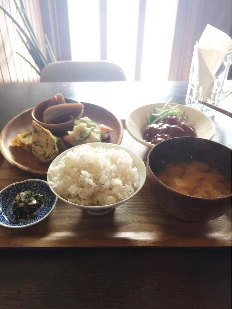 アオゾラ食堂