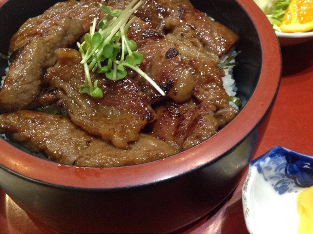 レストラン日高見