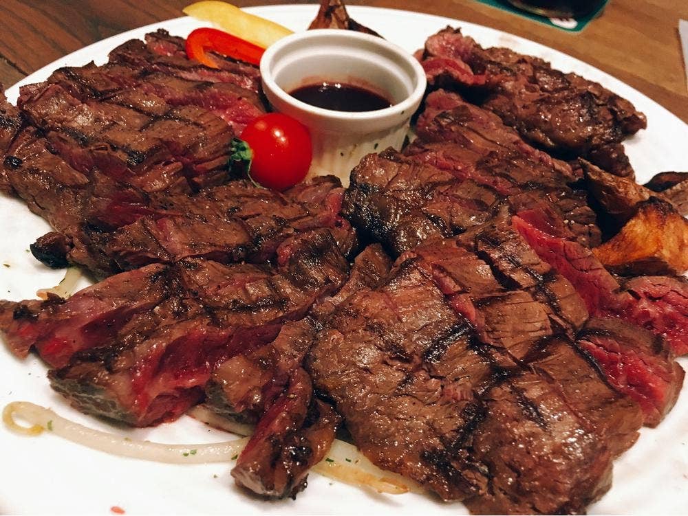 ニクバル・プロベッチョ 平田駅前店