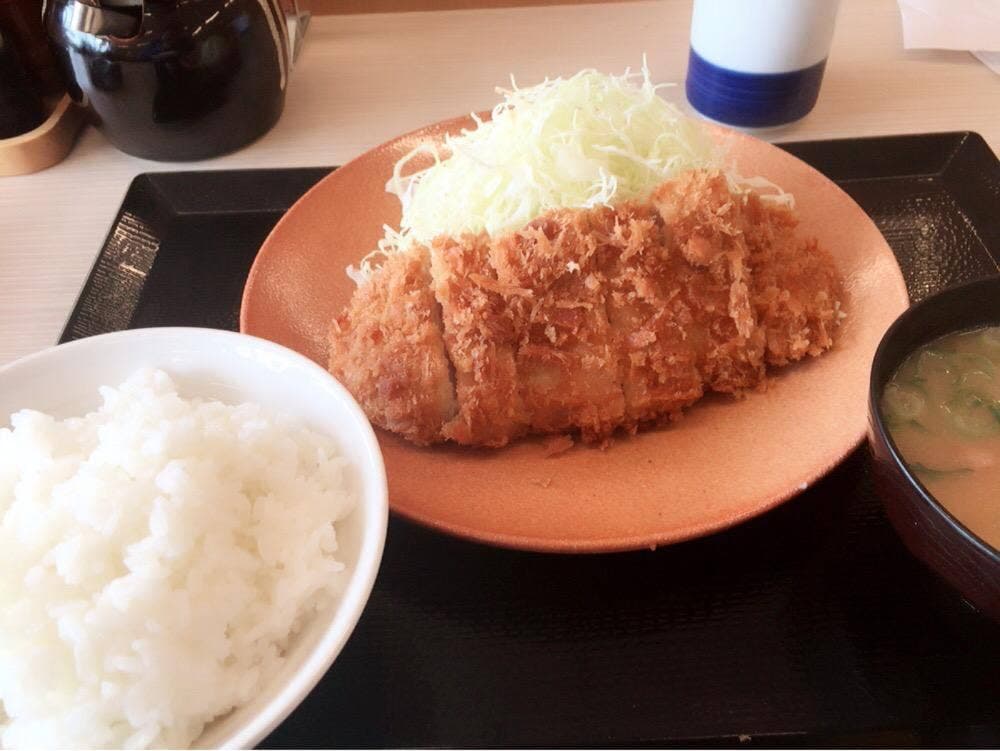 かつや 名古屋名四港店
