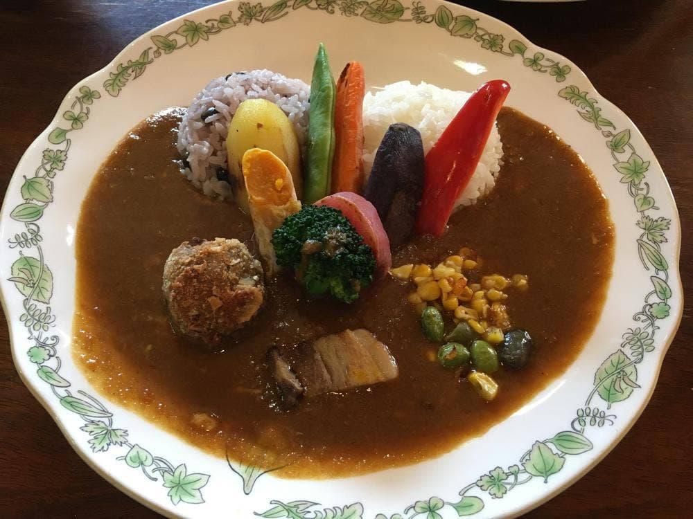 caffe えれめんと 手稲店