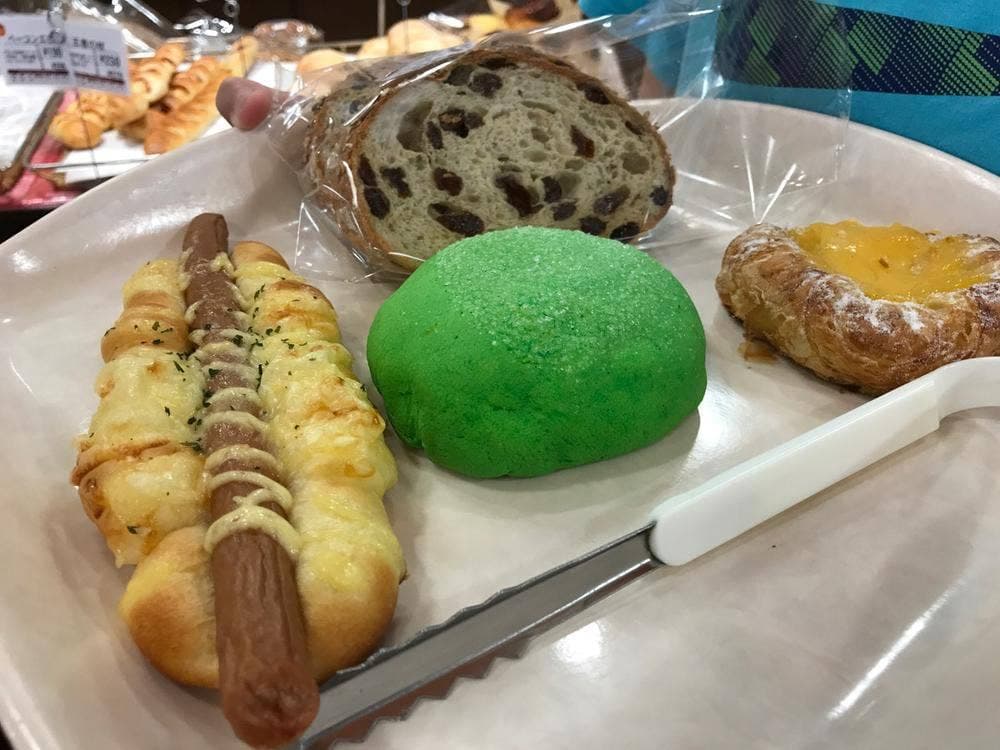 ブレッドハウス アクロス店