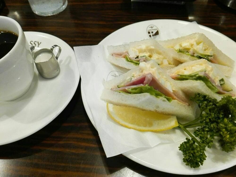 珈琲大使館新橋店
