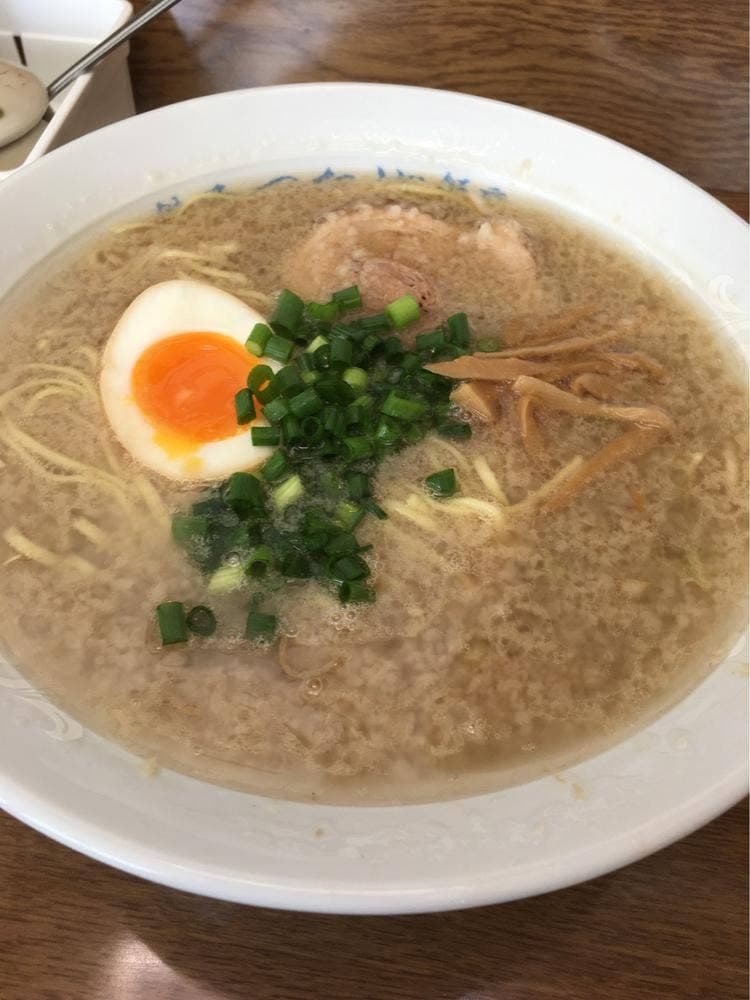 ぎょうざ ラーメン つたや