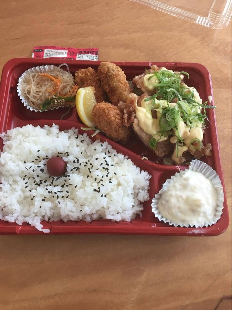 こぶた亭