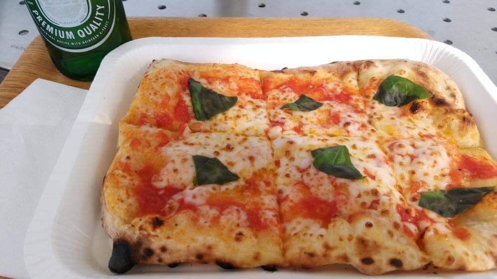 Apizza池袋西武店